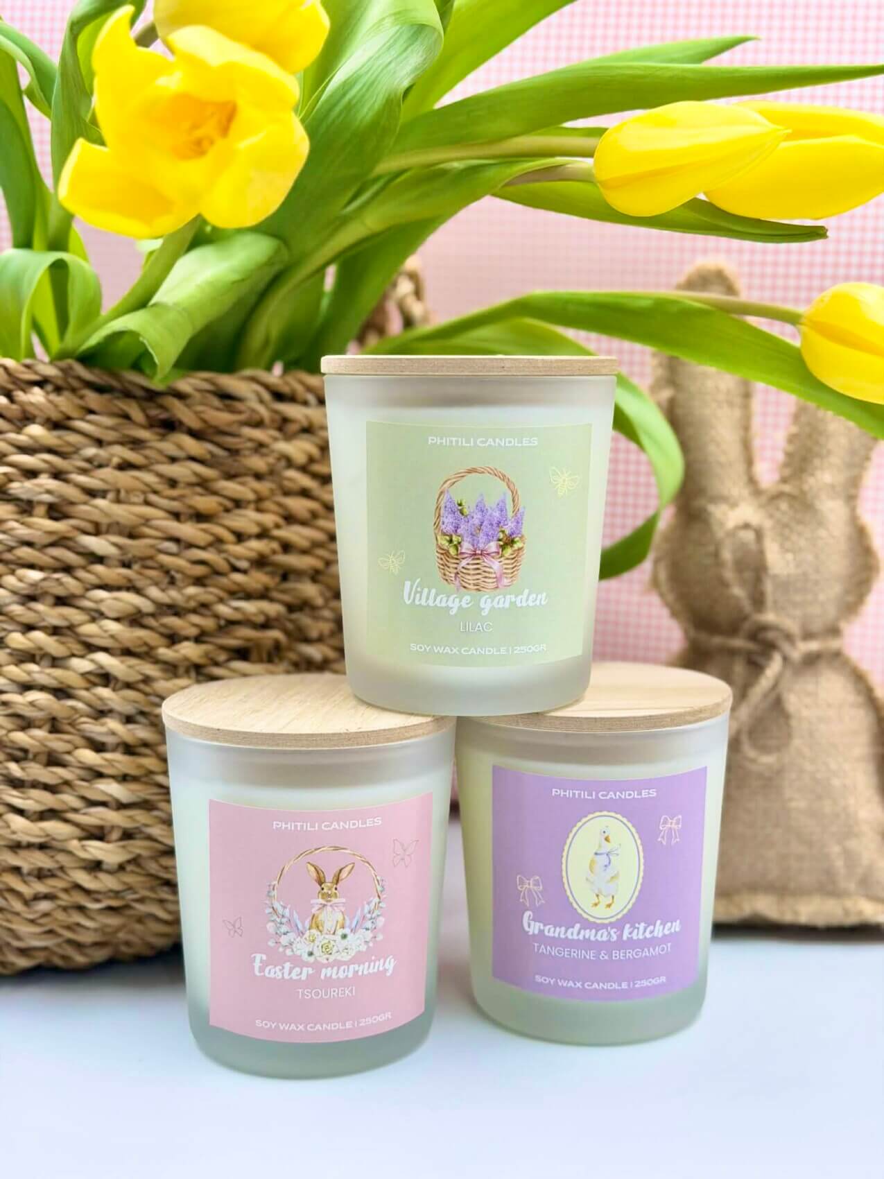 Χειροποίητο αρωματικό κερί σόγιας 250gr σε frosted δοχείο με ξύλινο καπάκι